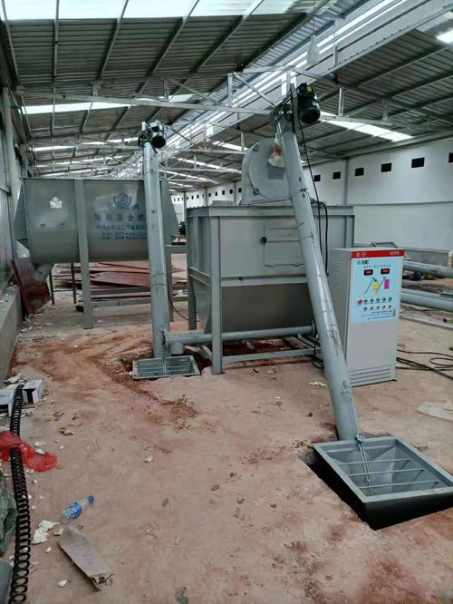 構(gòu)建高效飼料生產(chǎn)線 飼料加工廠核心設(shè)備與15噸飼料運(yùn)輸車詳解